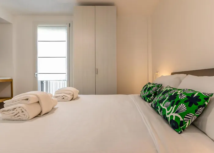 Francesco E Giulia - N 3 Apartment *