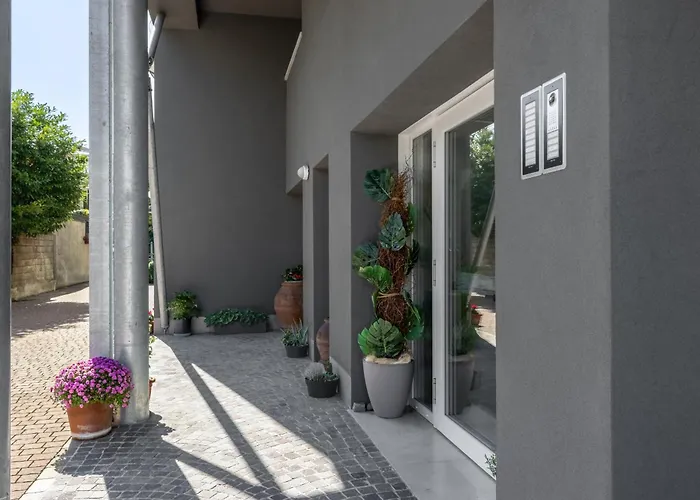 Francesco E Giulia - N 3 Apartment