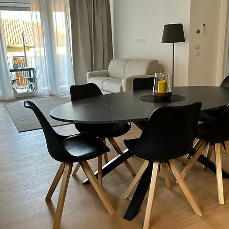 Francesco E Giulia - N 3 Apartament *